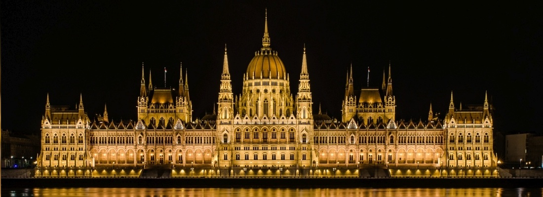 国会議事堂　ハンガリー